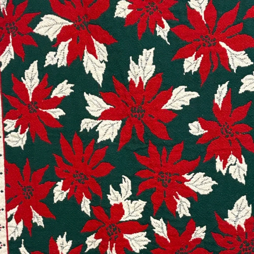Holiday Festive Vintage Tapestry Throw Blanket with Poinsettias multicolor